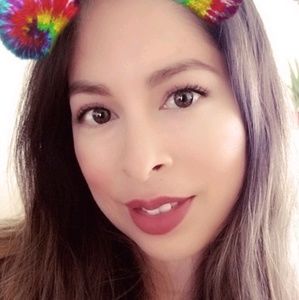 Meet your Posher, Brenda